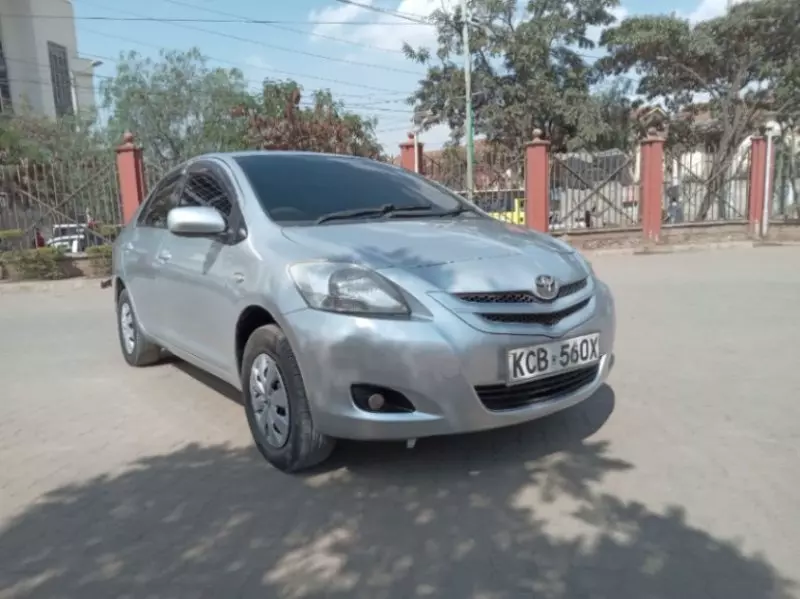 Toyota Belta   - 2007