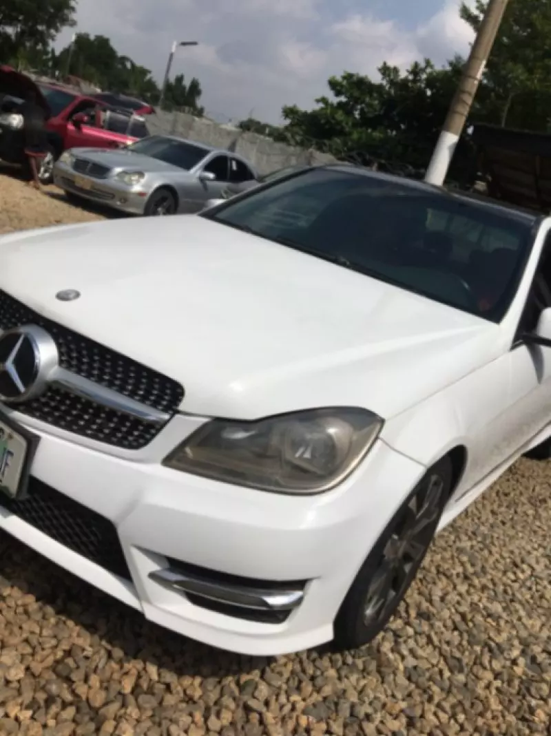 Mercedes-Benz C 250   - 2013