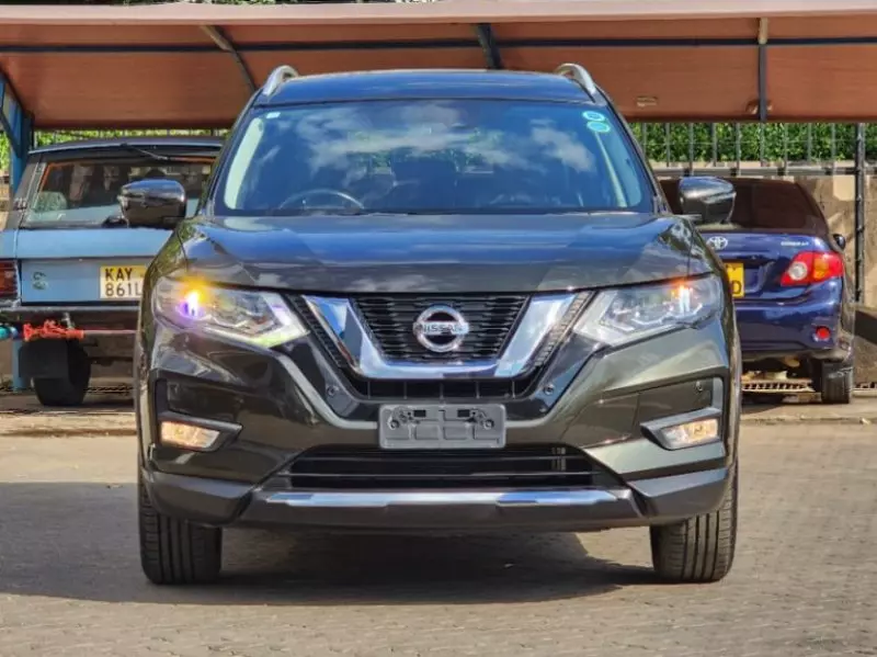 Nissan X-Trail   - 2018