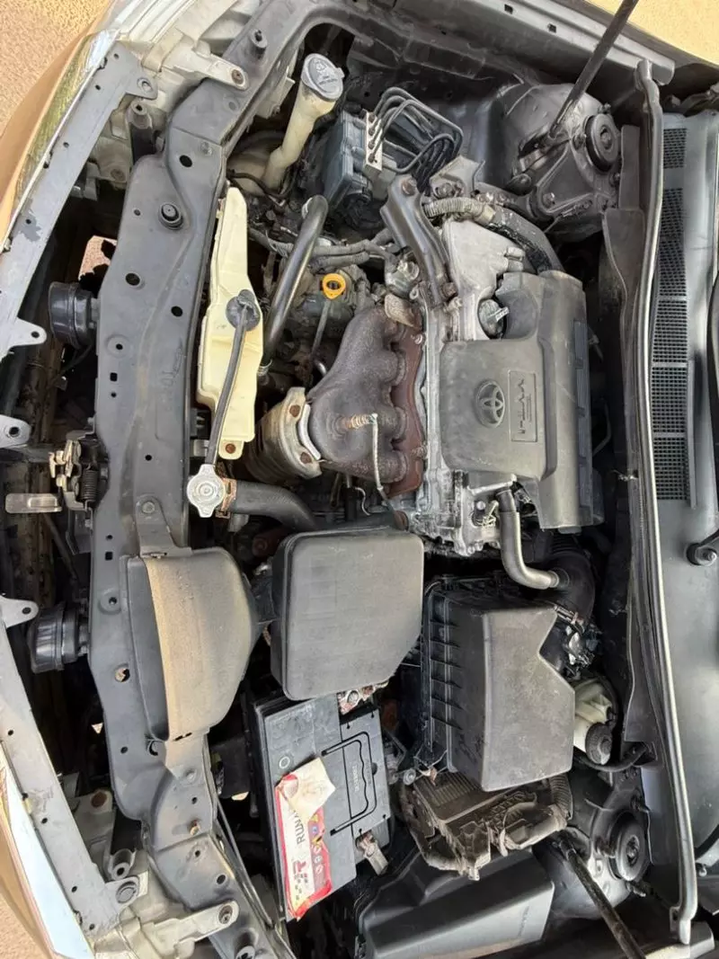 Toyota Camry   - 2012