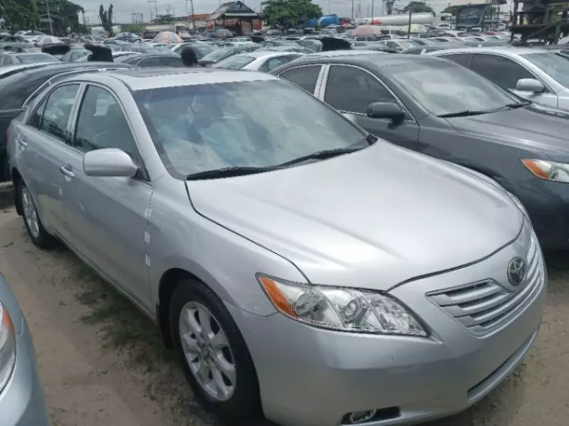 Toyota camry   - 2007