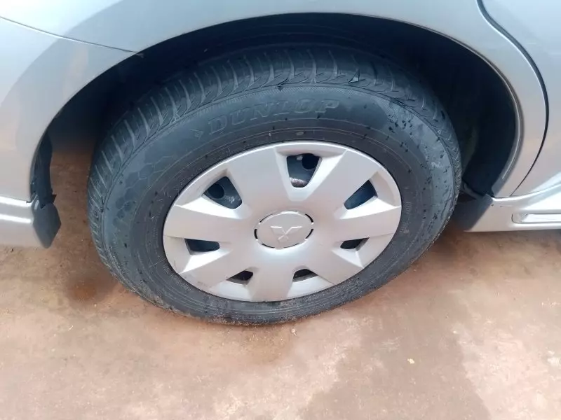 Mitsubishi OUTLANDER   - 2012