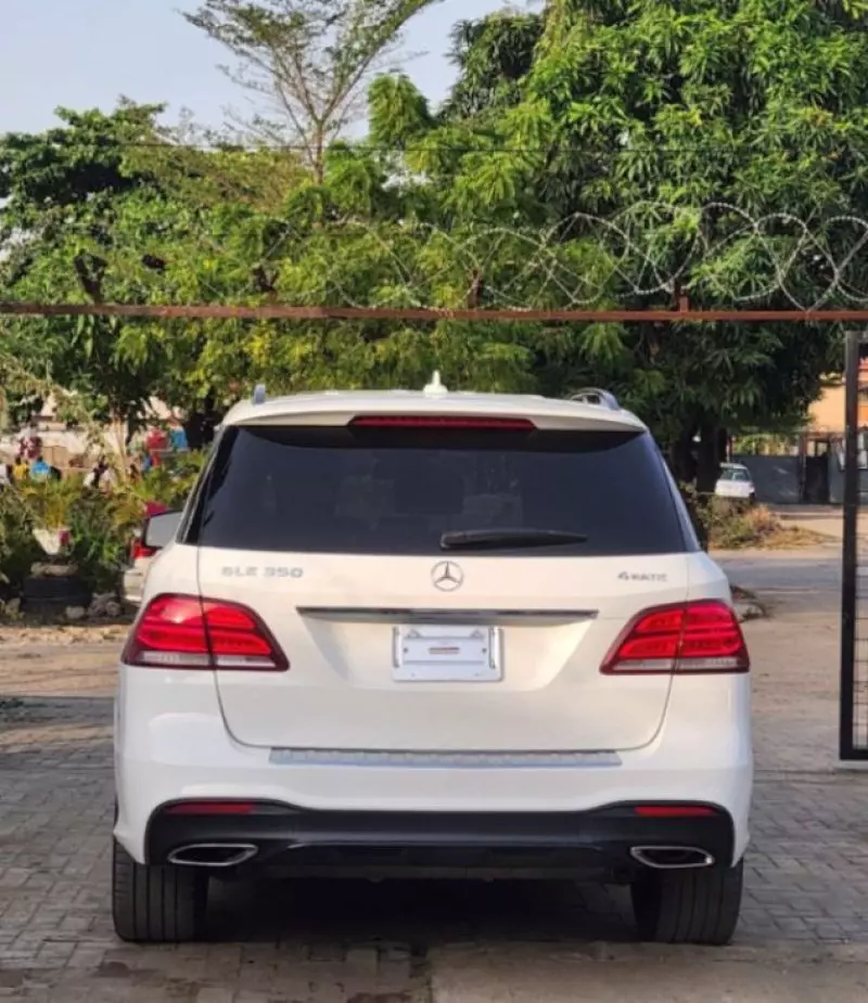 Mercedes-Benz GLE-Class - 2016