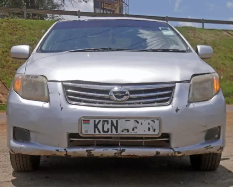 Toyota Axio    - 2010