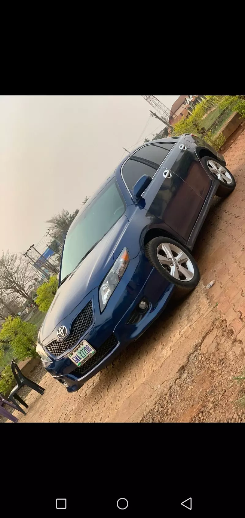 Toyota camry   - 2010