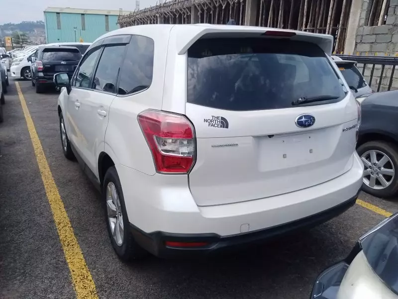 Subaru Forester   - 2017