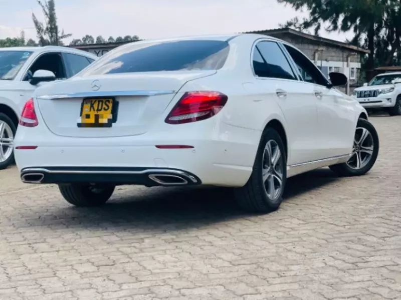 Mercedes-Benz E 200   - 2018