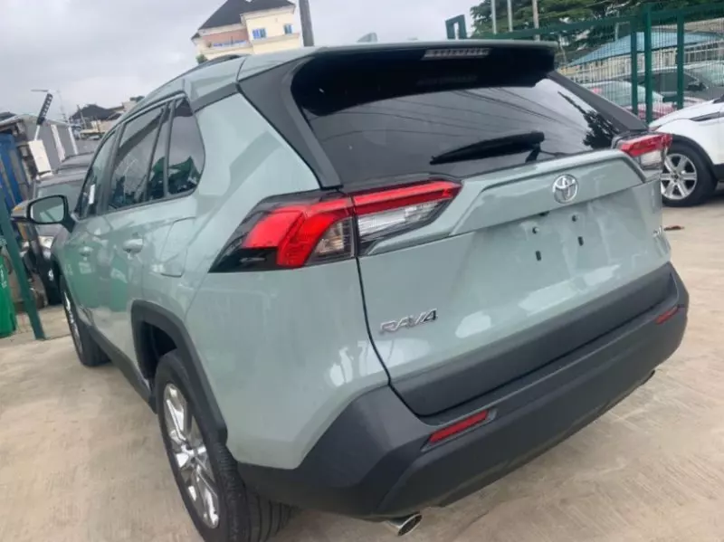 Toyota Rav4   - 2023
