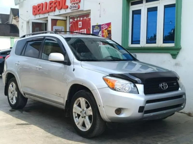 Toyota RAV4   - 2006