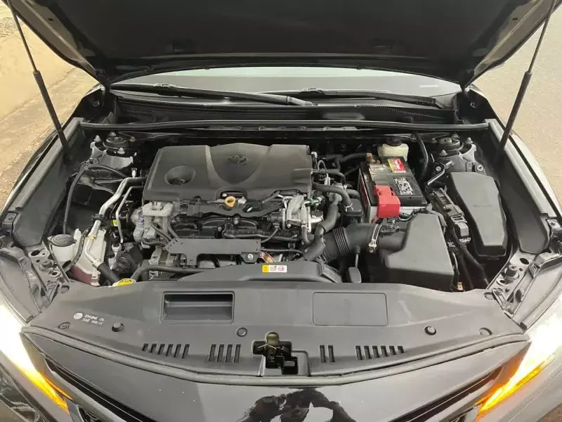 Toyota Camry   - 2018