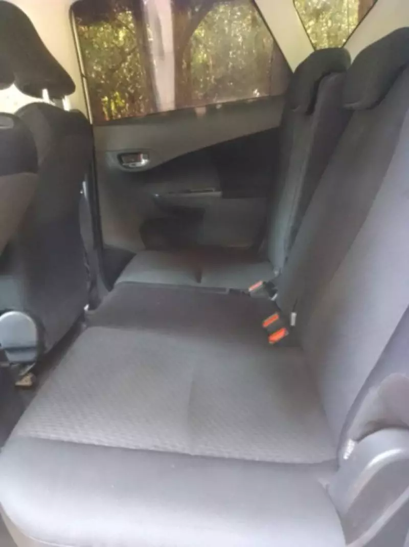 Toyota Ractis   - 2012