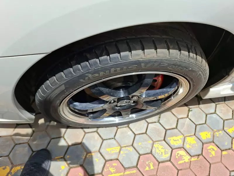 Subaru Legacy   - 2012