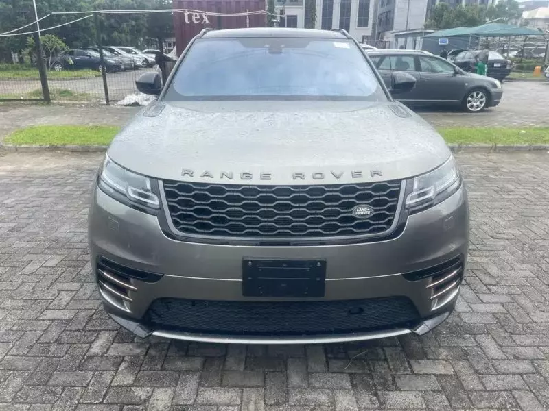 Land Rover Range Rover Velar   - 2017