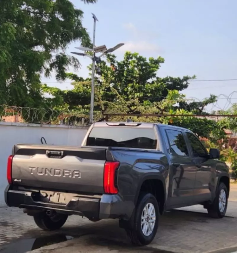 Toyota Tundra   - 2025