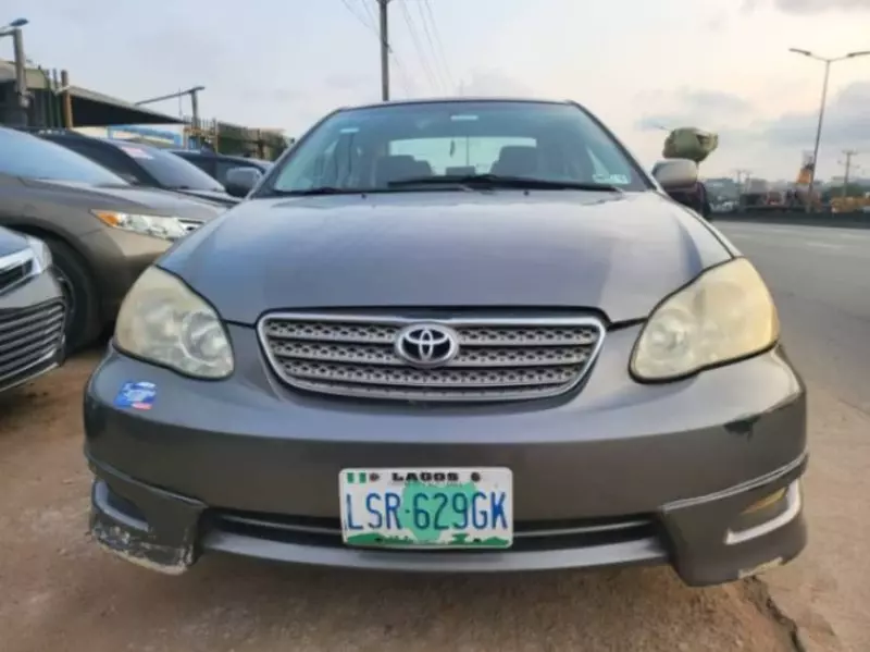 Toyota Corolla   - 2007