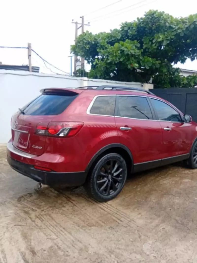 Mazda CX-9