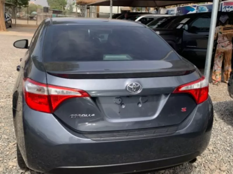 Toyota Corolla   - 2014