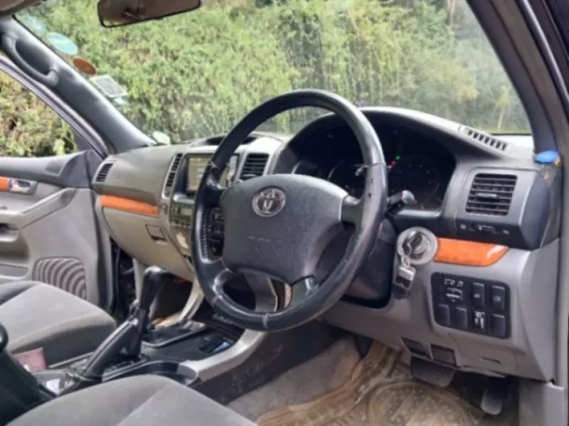 Toyota Landcruiser Prado   - 2004