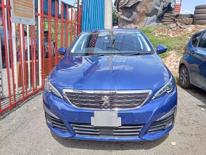 Peugeot 308   - 2017