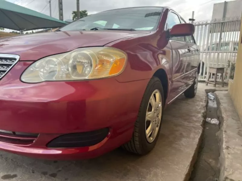 Toyota Corolla   - 2008