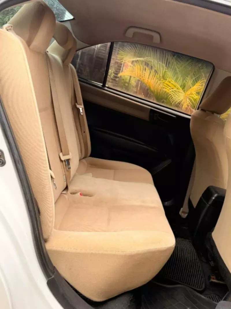 Toyota Axio    - 2015