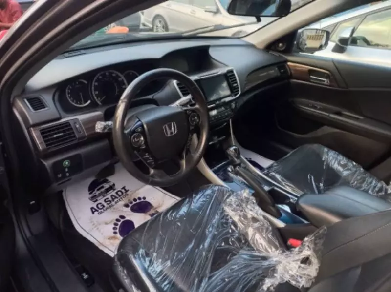 Honda Accord   - 2009