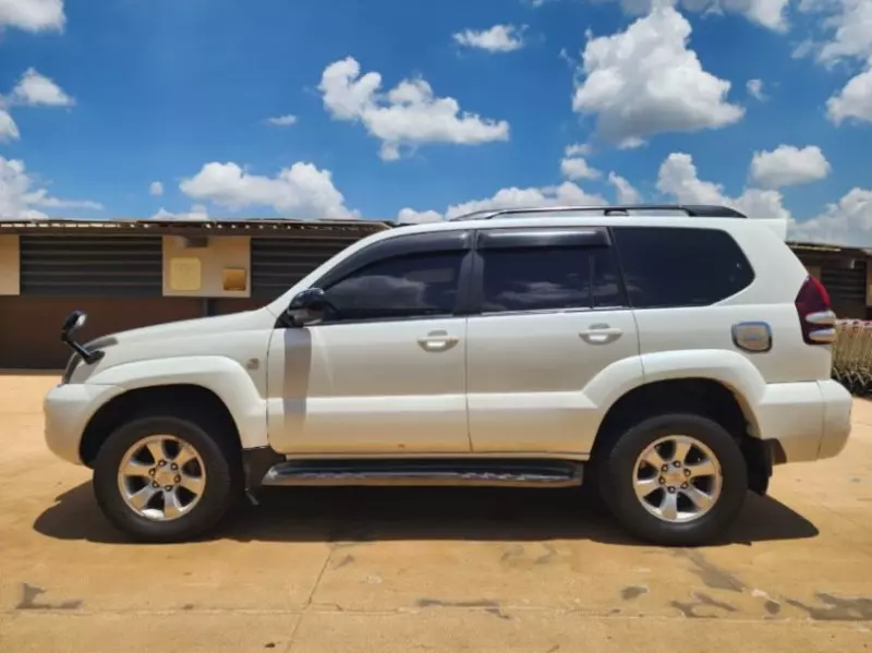 Toyota Land Cruiser - 2006