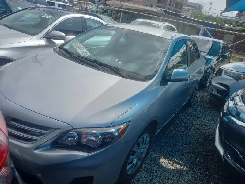 Toyota Corolla   - 2013