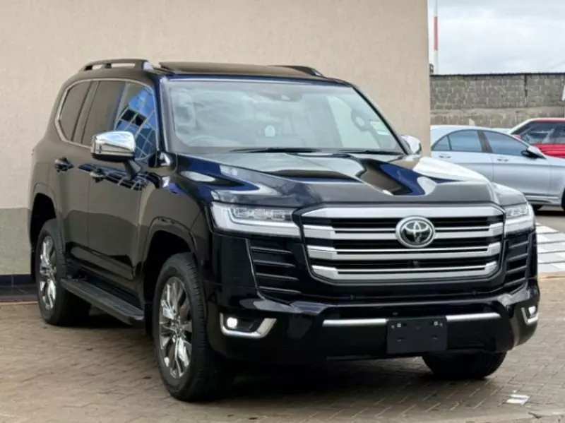 Toyota LAND CRUISER 300 LC300   - 2023