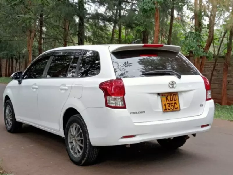 Toyota Fielder    - 2014
