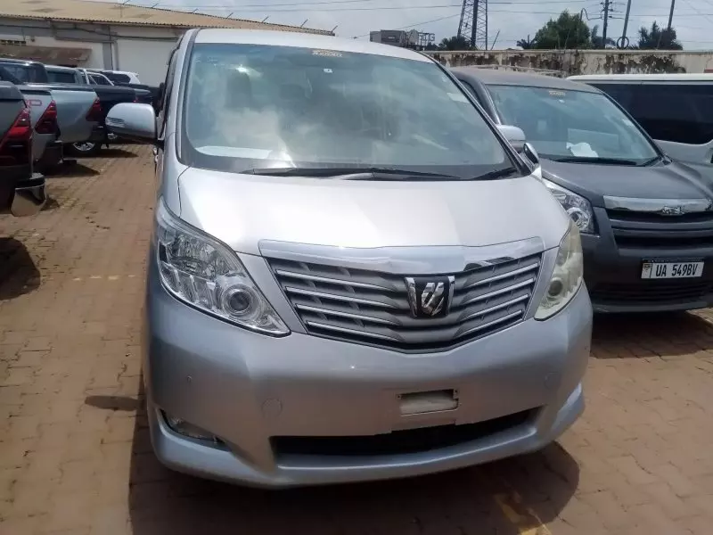 Toyota Alphard   - 2012