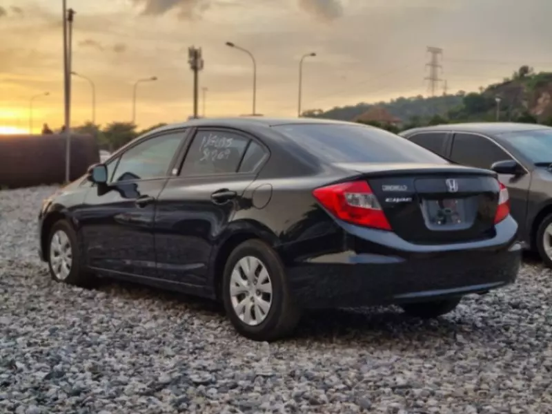 Honda Civic   - 2012