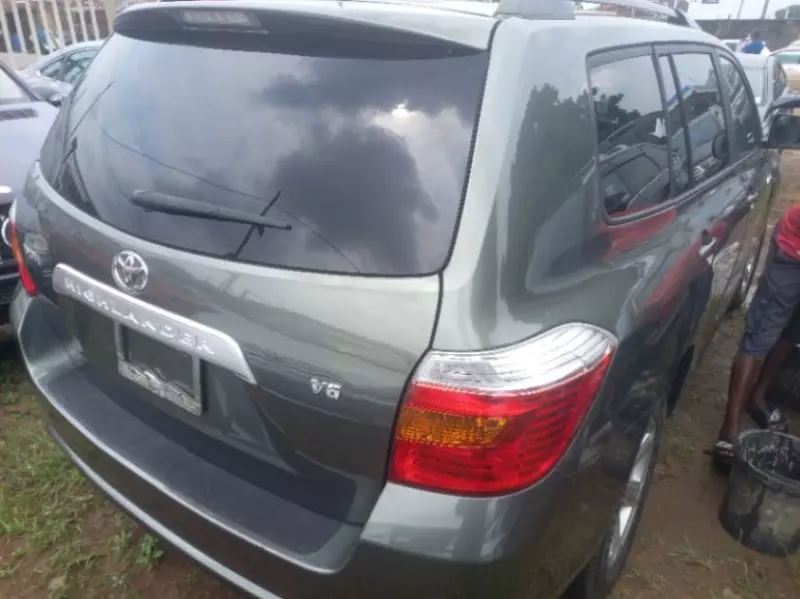 Toyota Highlander   - 2008