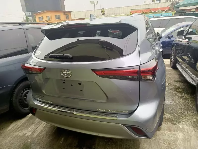 Toyota Highlander - 2021