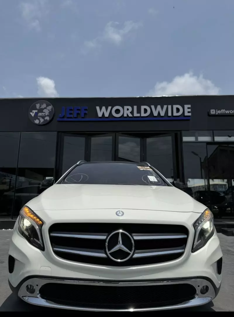 Mercedes-Benz 250   - 2015