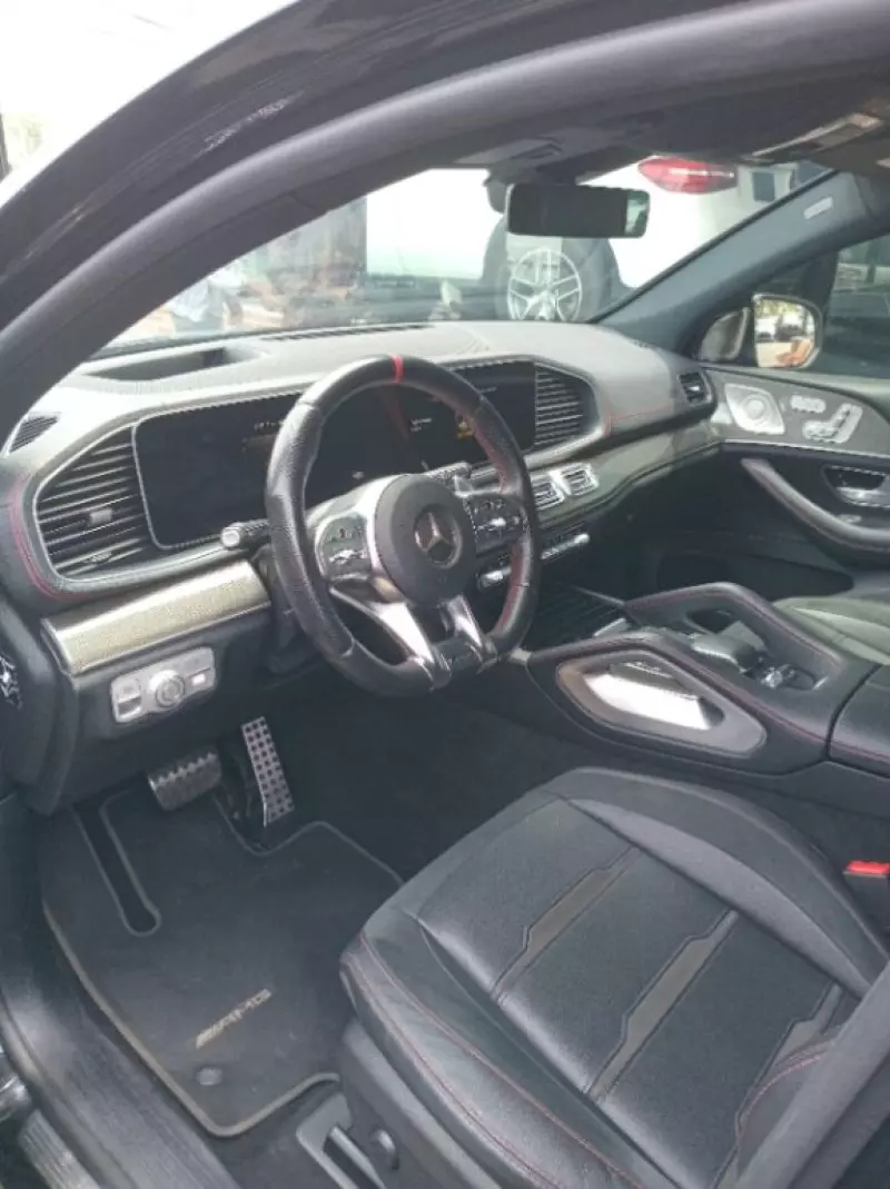 Mercedes-Benz GLE 53 S   - 2021