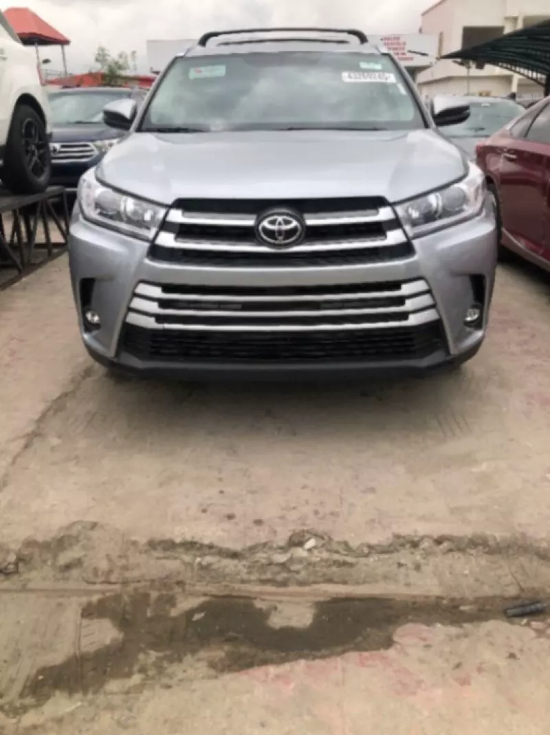 Toyota Highlander   - 2009