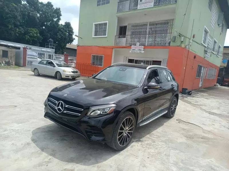 Mercedes-Benz GLC 300   - 2018