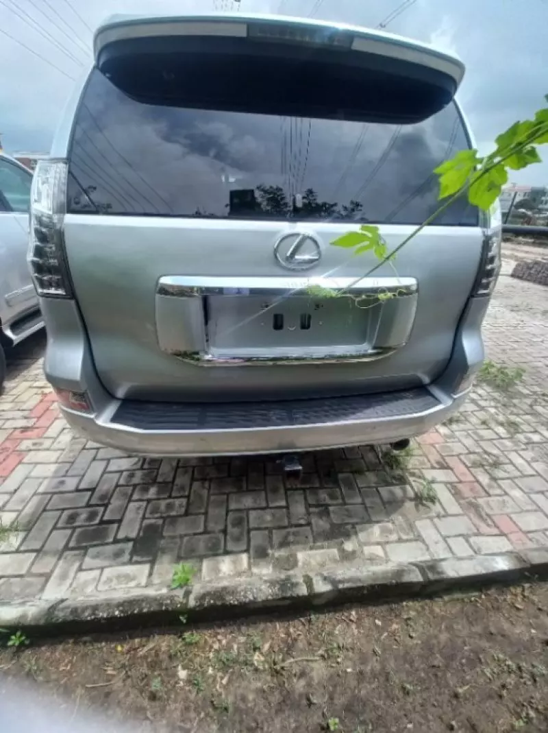 Lexus GX 460   - 2016