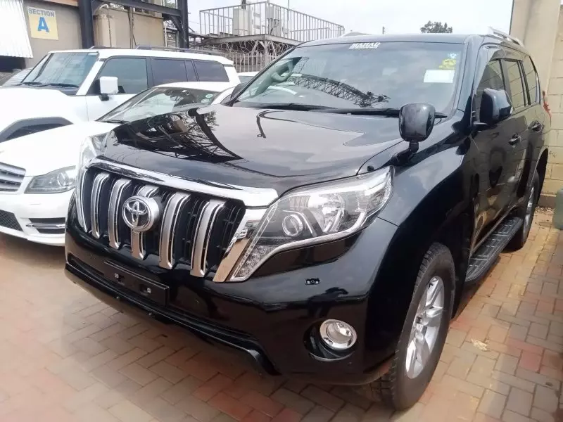 Toyota Landcruiser Prado   - 2016