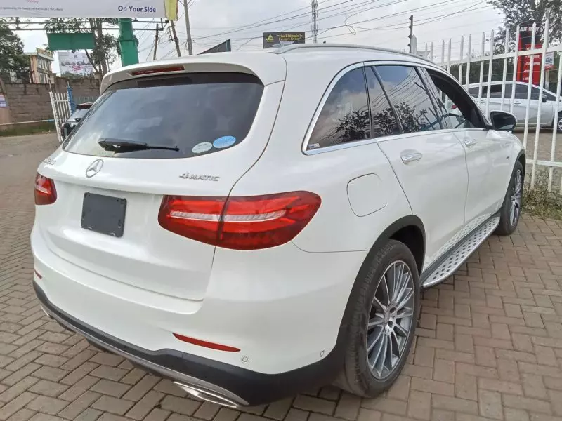 Mercedes-Benz GLC 250   - 2016