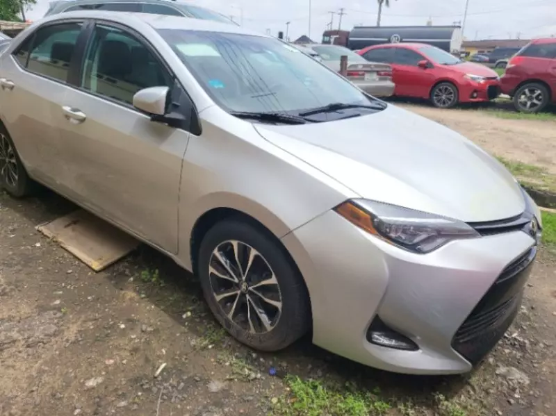 Toyota Corolla   -