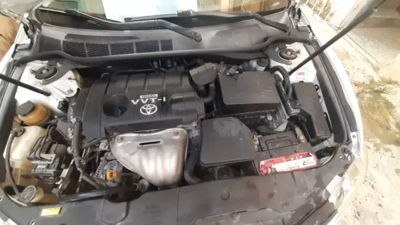 Toyota Camry   - 2009