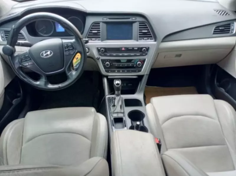 Hyundai Sonata   - 2016