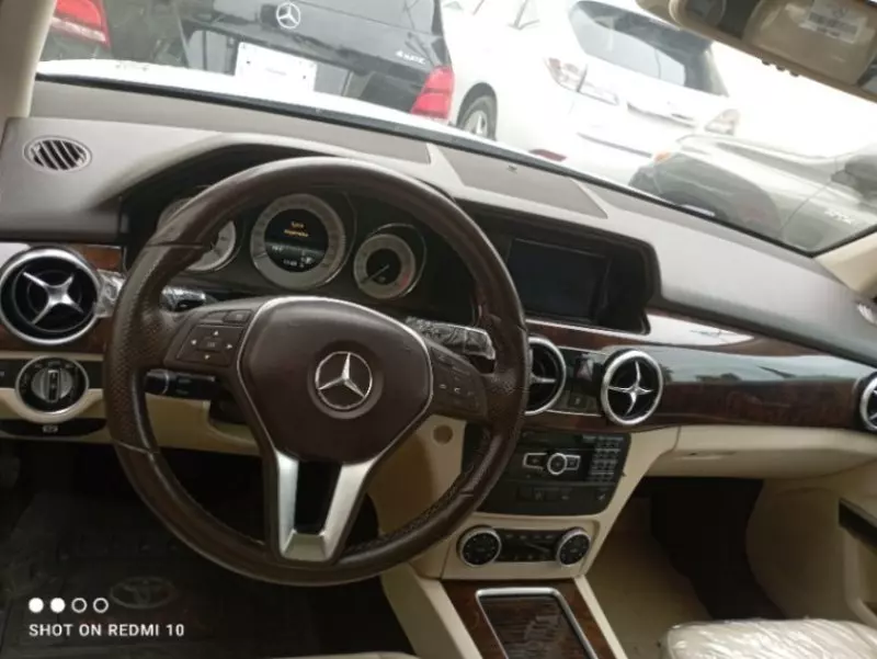 Mercedes-Benz GLK 350   - 2015