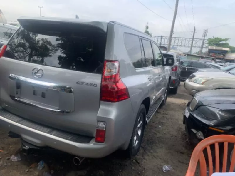 Lexus GX 460   - 2013