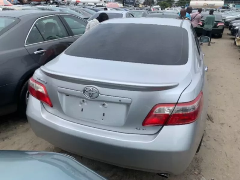 Toyota Camry   - 2007