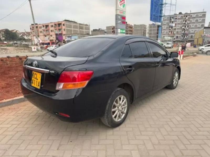 Toyota Allion    - 2011