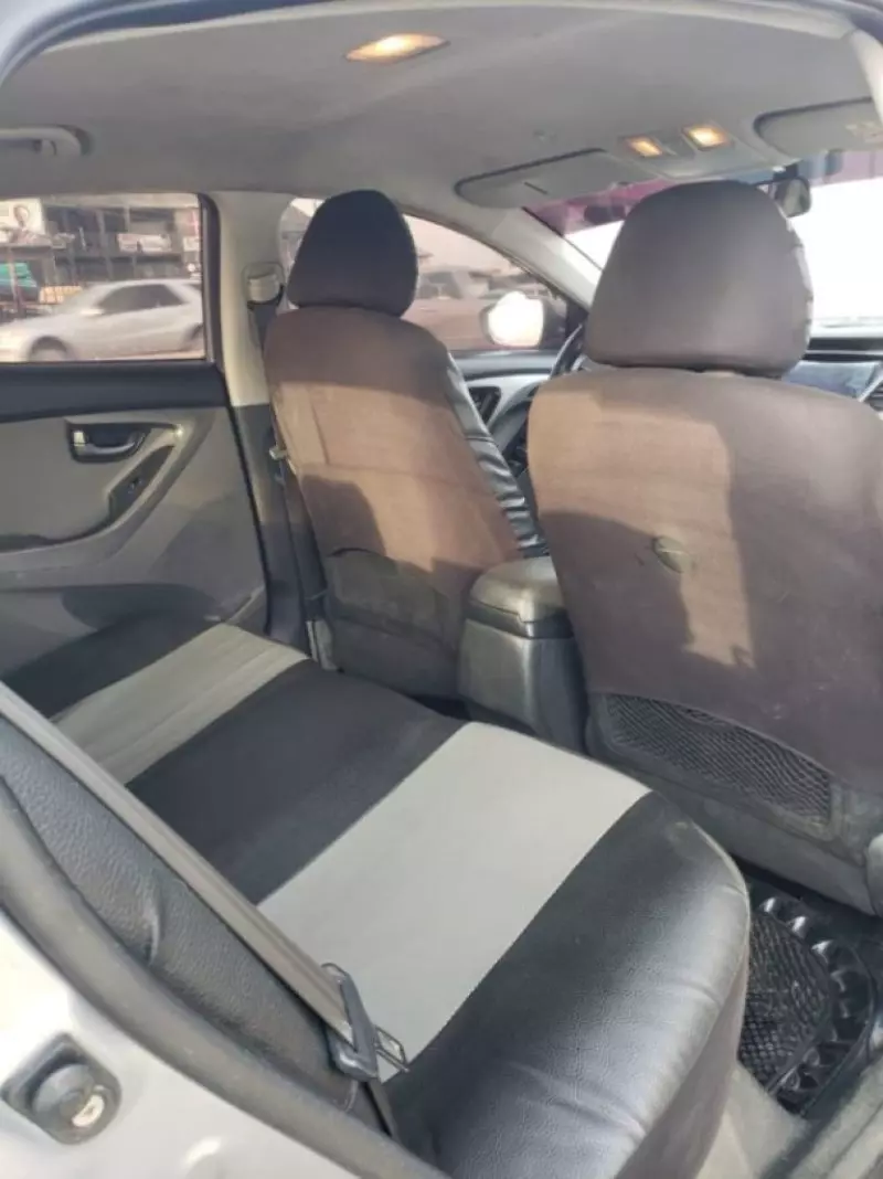 Hyundai Elantra   - 2014