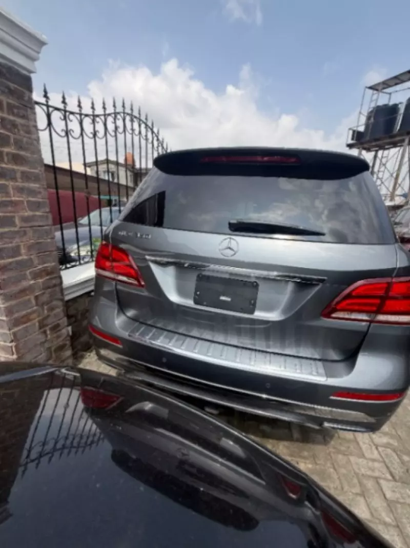 Mercedes-Benz GLE 350   - 2018